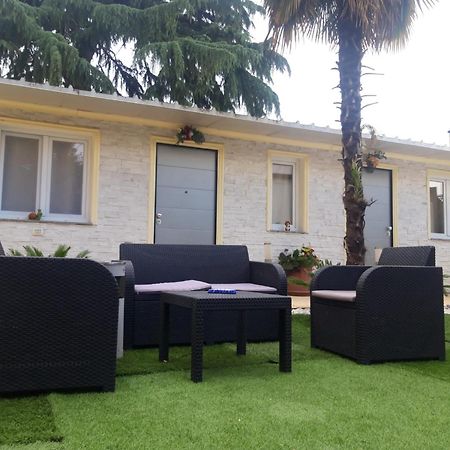 Exclusive Passion Bed & Breakfast Rho Phòng bức ảnh