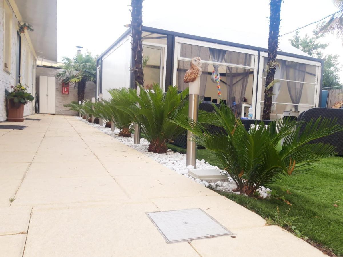Exclusive Passion Bed & Breakfast Rho Ngoại thất bức ảnh